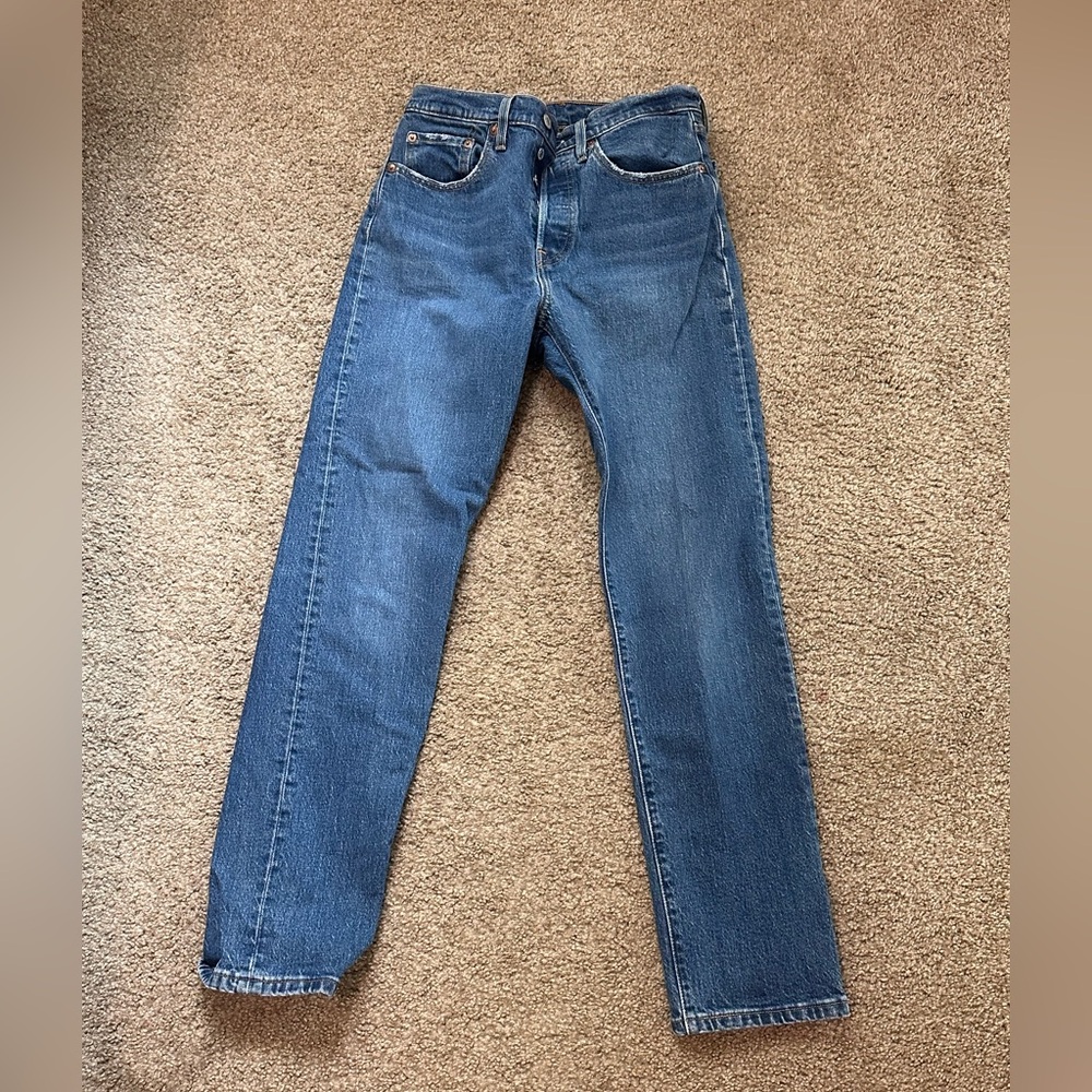 Levi's Women’s 501 size 26 jeans, dark wash